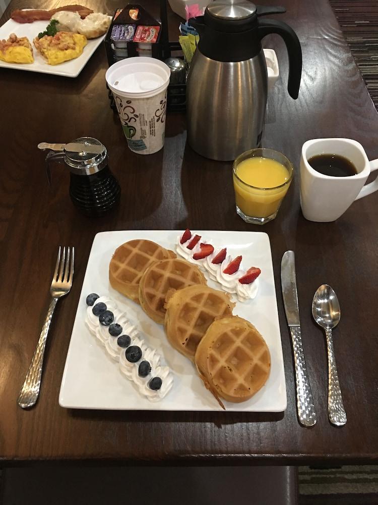 Holiday Inn Tyler - Conference Center By Ihg Bagian luar foto