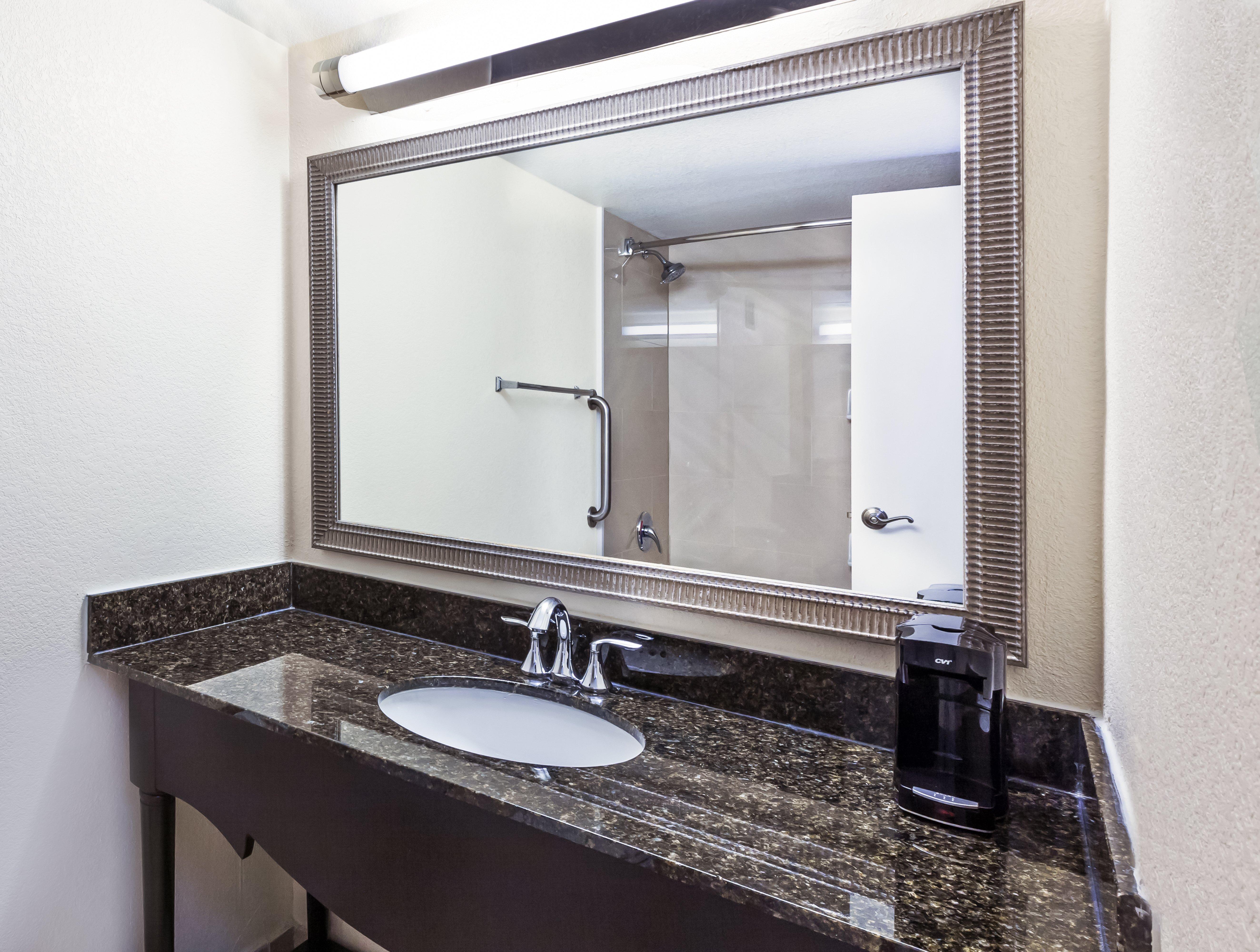 Holiday Inn Tyler - Conference Center By Ihg Bagian luar foto