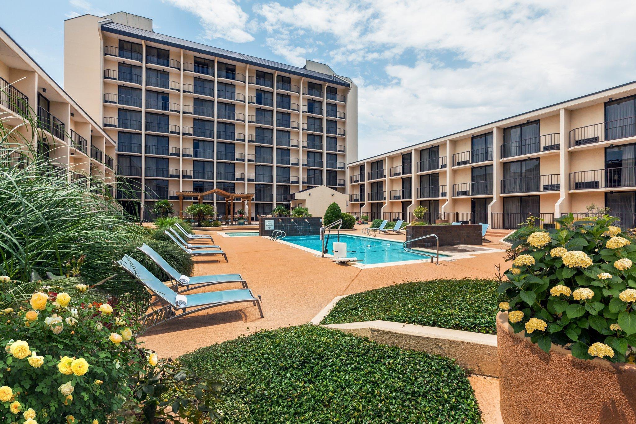 Holiday Inn Tyler - Conference Center By Ihg Bagian luar foto