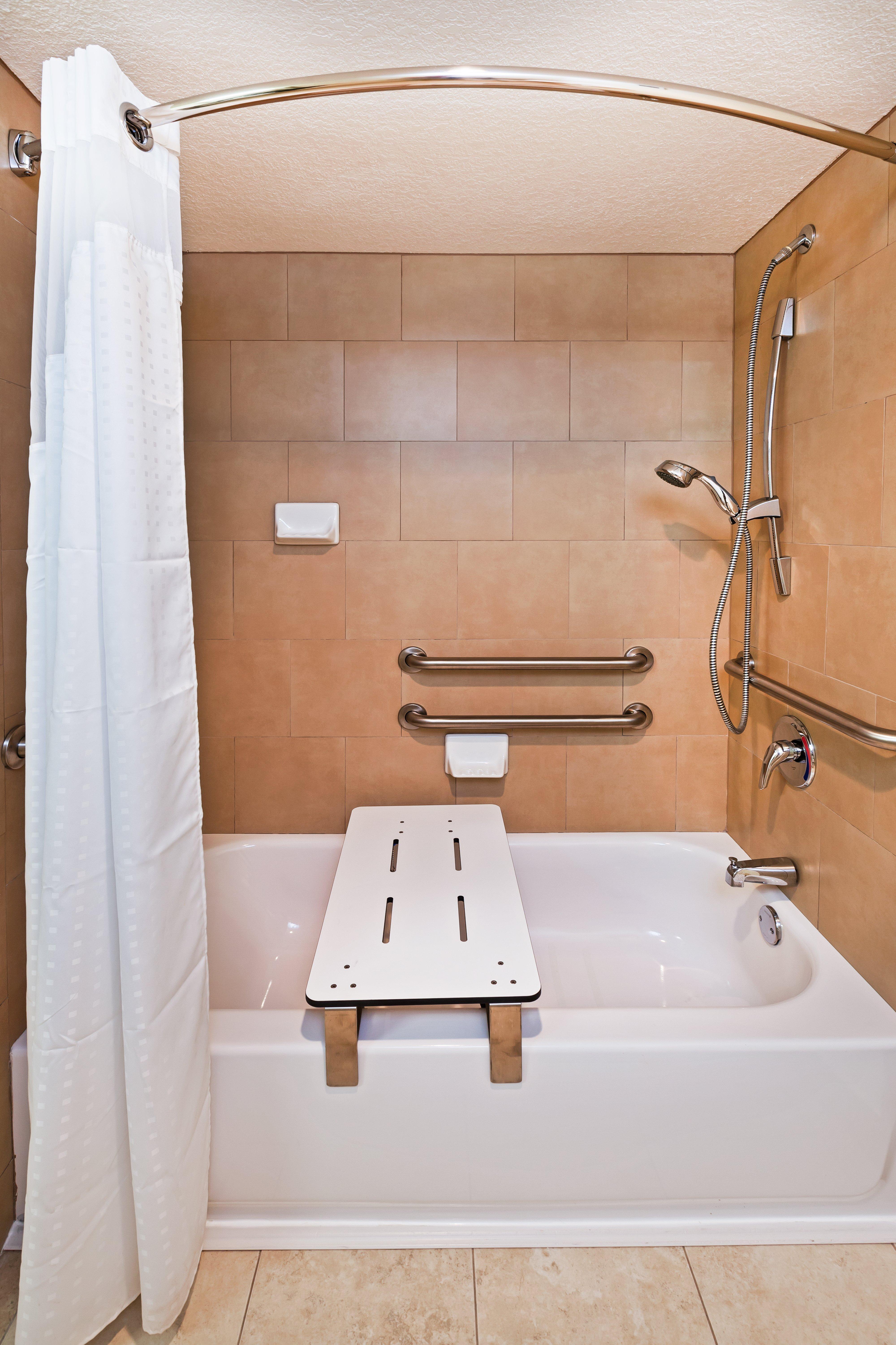 Holiday Inn Tyler - Conference Center By Ihg Bagian luar foto