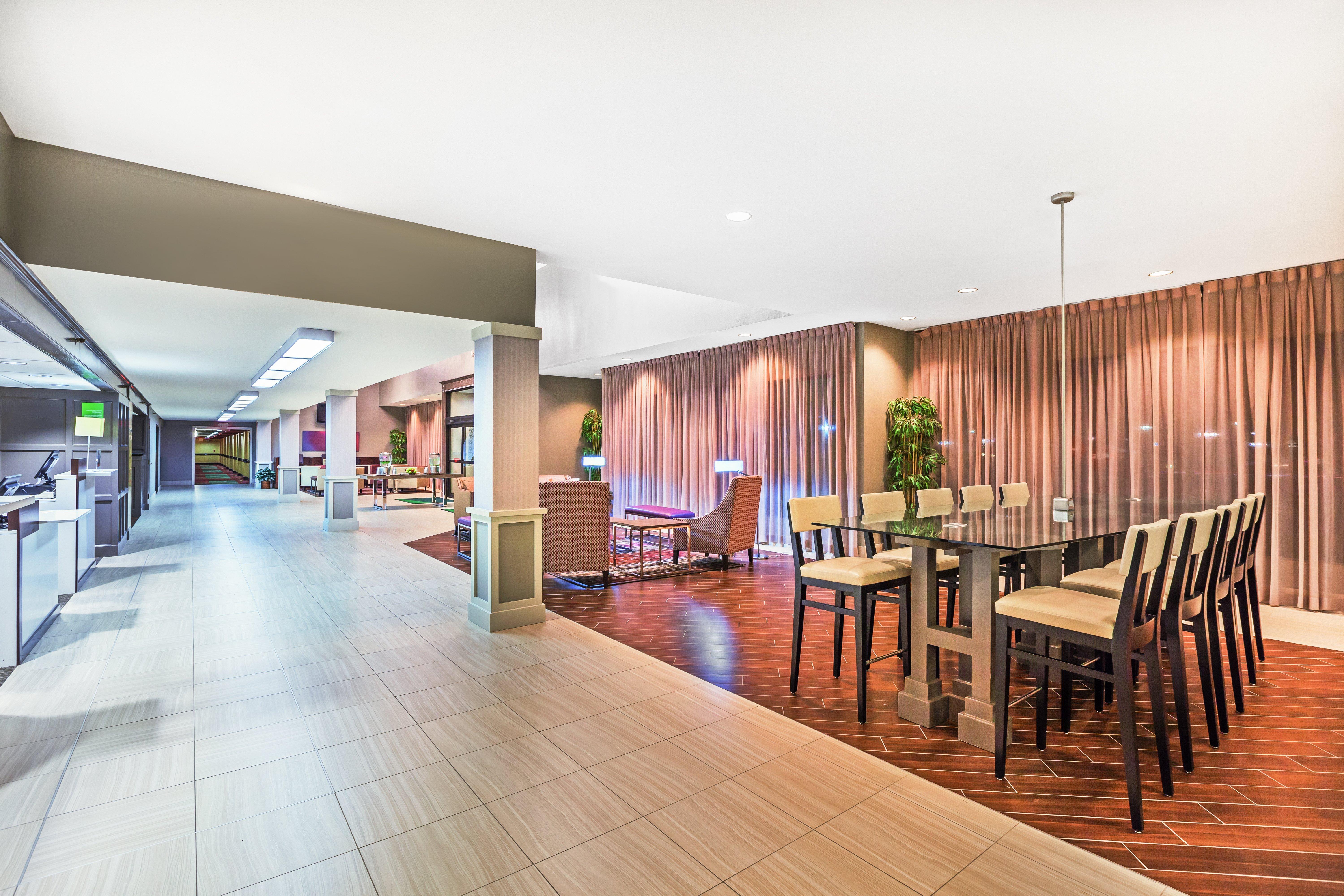 Holiday Inn Tyler - Conference Center By Ihg Bagian luar foto