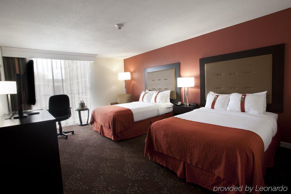 Holiday Inn Tyler - Conference Center By Ihg Bagian luar foto