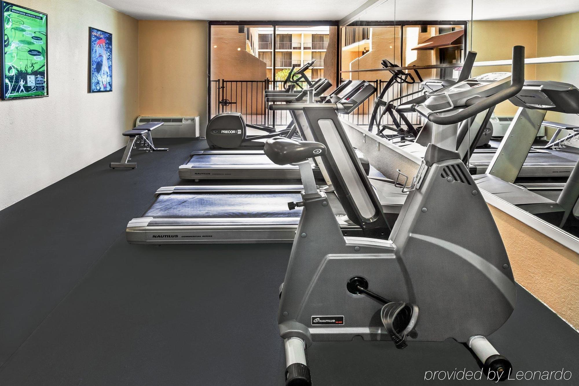 Holiday Inn Tyler - Conference Center By Ihg Bagian luar foto