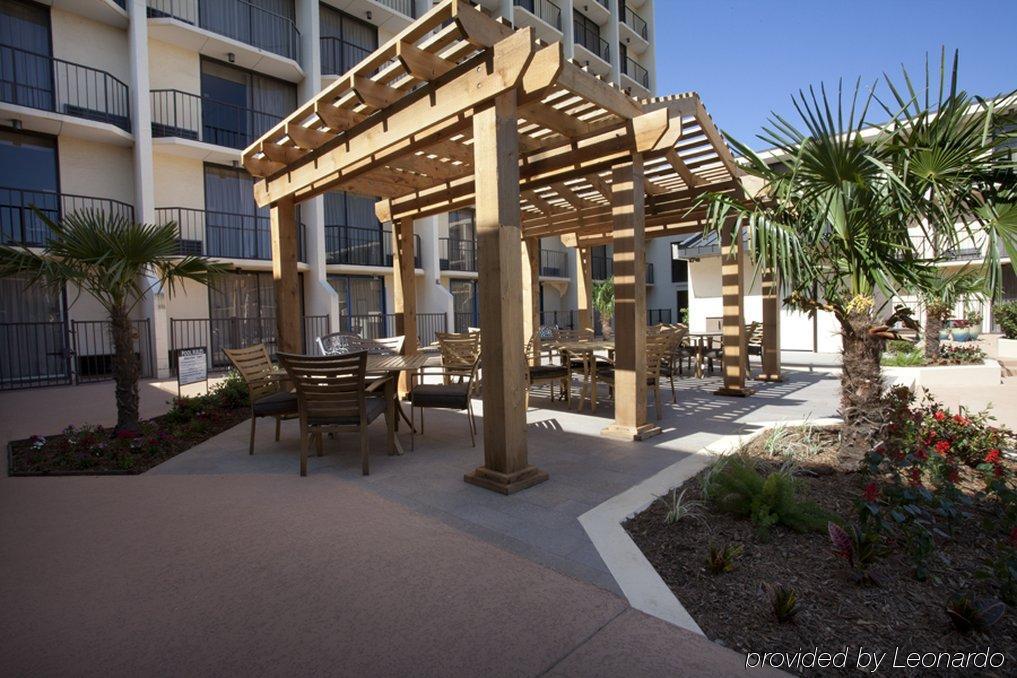 Holiday Inn Tyler - Conference Center By Ihg Bagian luar foto